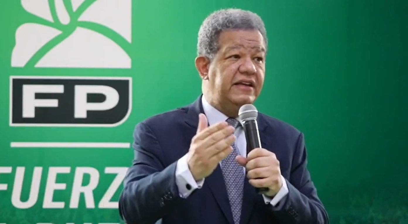 Leonel-Fernandez-ri