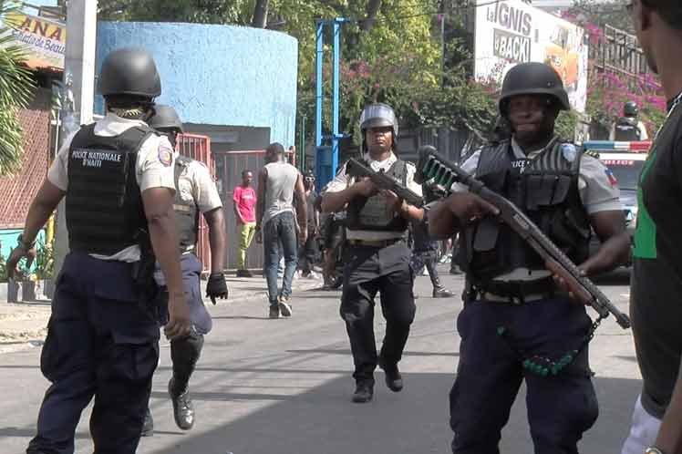 haiti-policia1