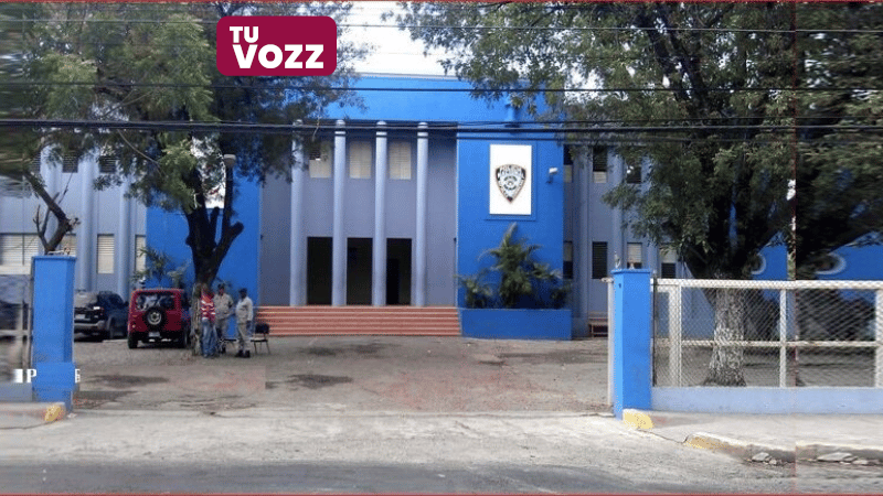 azua-