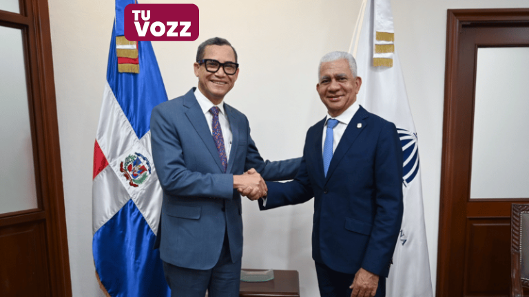 Ministro de Trabajo y presidente del Senado abordan reforma laboral y modernización del Código de Trabajo - Imagen