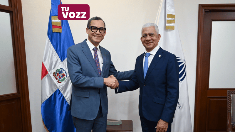 Ministro de Trabajo y presidente del Senado abordan reforma laboral y modernización del Código de Trabajo - Imagen