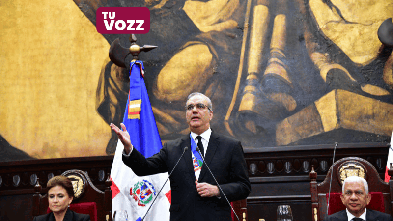 Luis Abinader asegura que la clase media crecerá del 40% al 50% de la población - Imagen