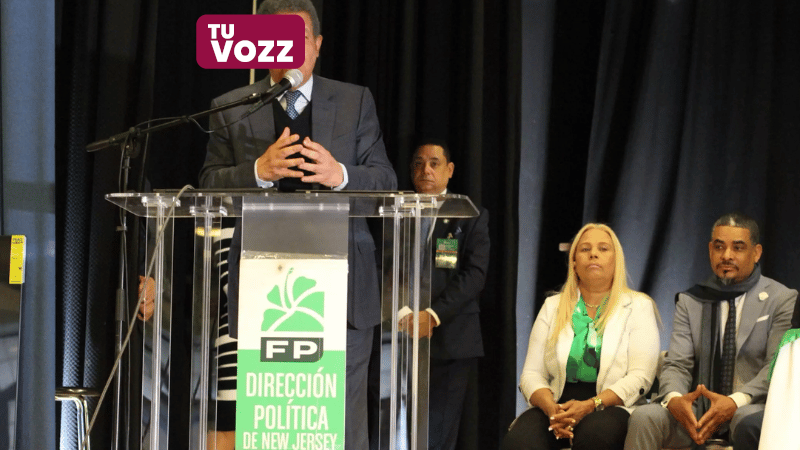 Leonel Fernández critica negligencia del gobierno ante intoxicación de estudiantes en provincia Duarte - Imagen
