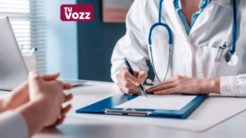 Aumento salarial para médicos ya es un hecho; inician a recibir su reajuste - Imagen
