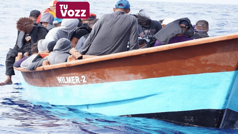 Autoridades Federales Detienen a 30 Migrantes en la Isla de Mona, Puerto Rico - Imagen