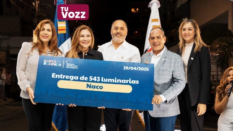 Carolina Mejía mejora seguridad de Naco con la entrega de 543 luminarias led instaladas - Imagen