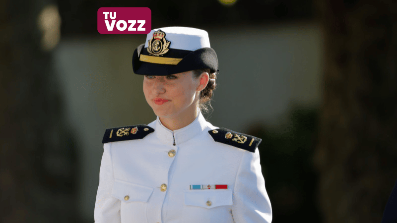 Ministra de Igualdad de España denuncia "mirada machista" en fotos de la princesa Leonor en bikini - Imagen