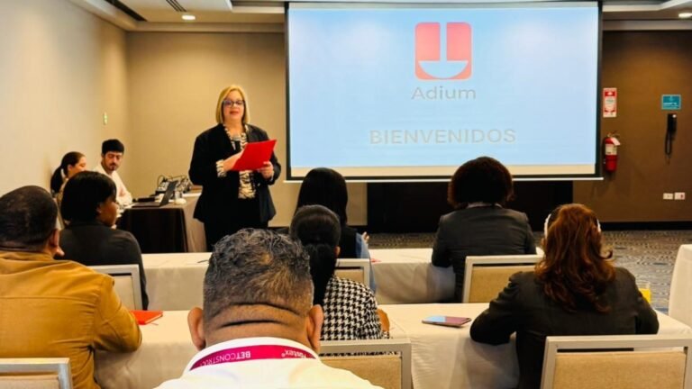 Capacitan a periodistas dominicanos sobre la importancia de la salud digestiva - Imagen