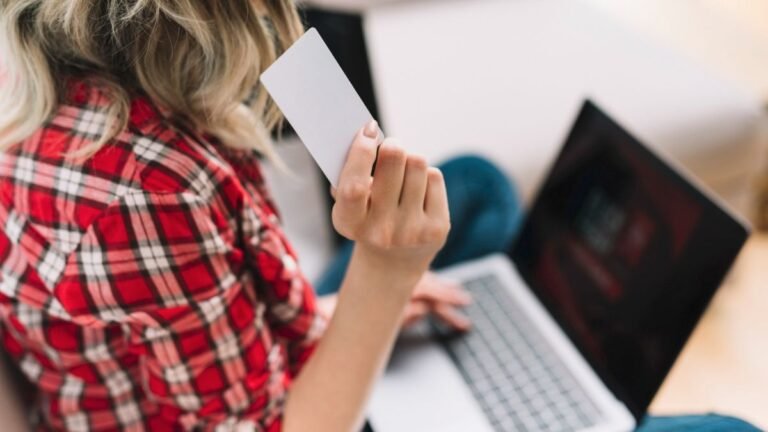 Black Friday: evita sitios falsos  - Imagen